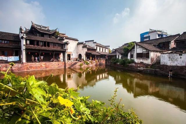 如果一天只睡 6 个小时的话，应该几点睡觉几点起床精神相对较好？游戏画面
